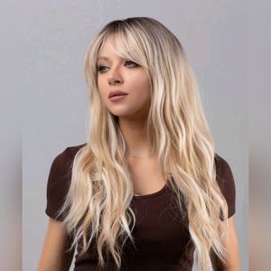 NWT Blonde Wavy Synthetic Wig